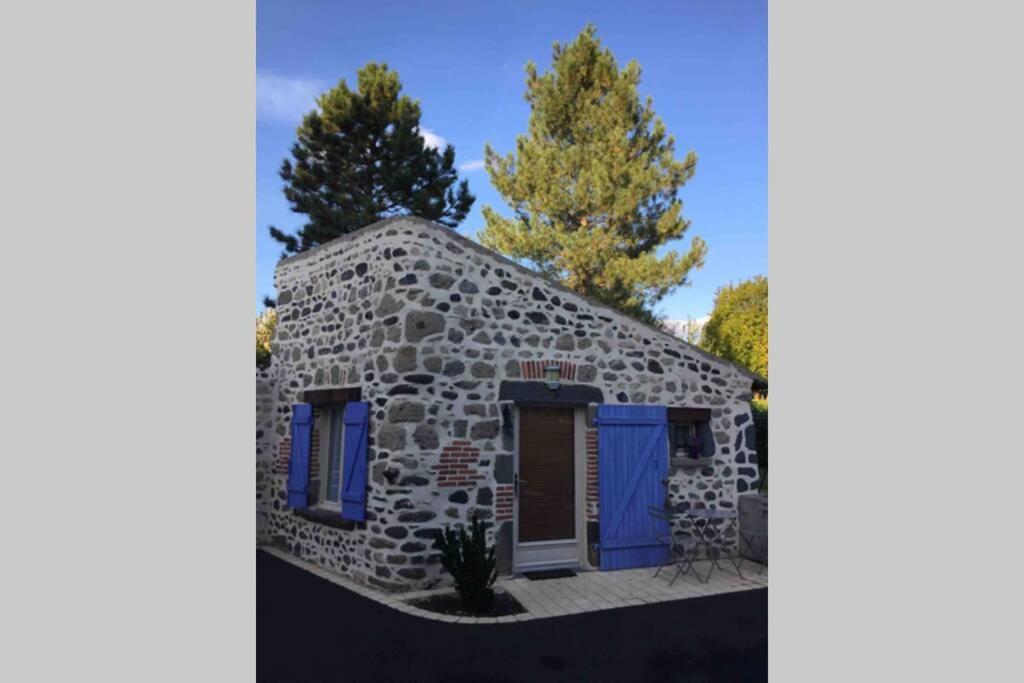 Maisonnette En Pierre Independante De 20 M2 Saint-Cirgues-sur-Couze Exterior photo
